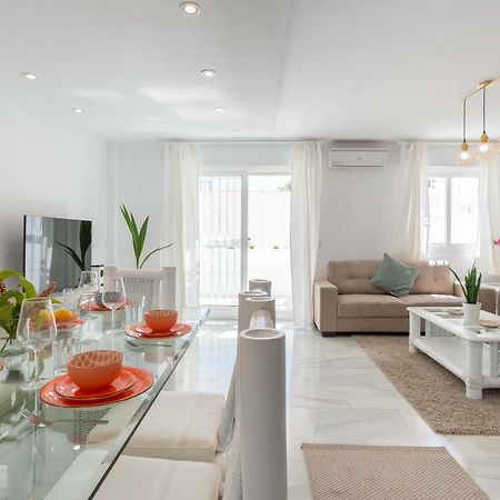 Villa Benalmadena: Adosado Con Piscina Y Jardin Exterior foto